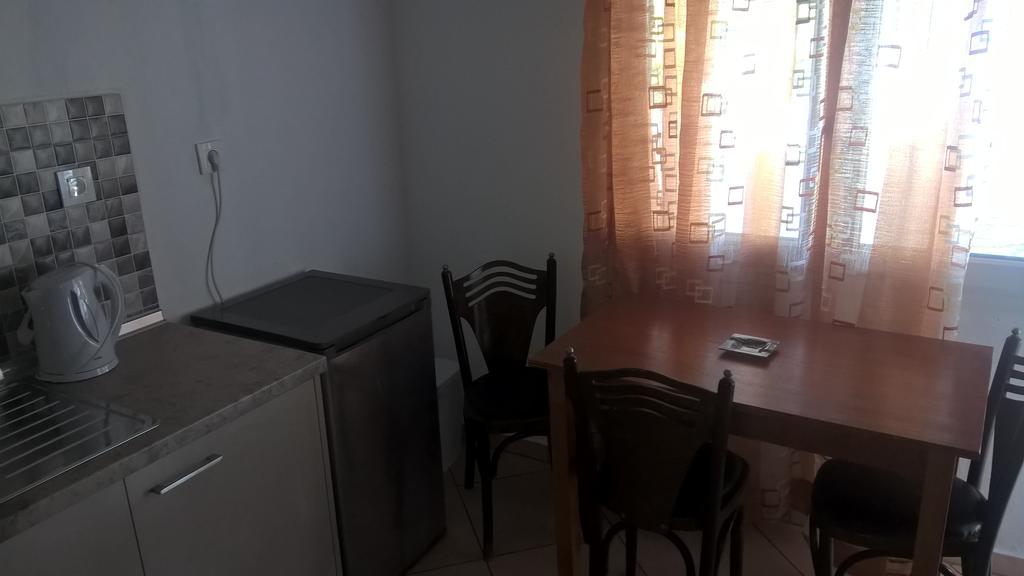 Gkoloi Studios & Apartments Kalyves Polygyrou Ngoại thất bức ảnh