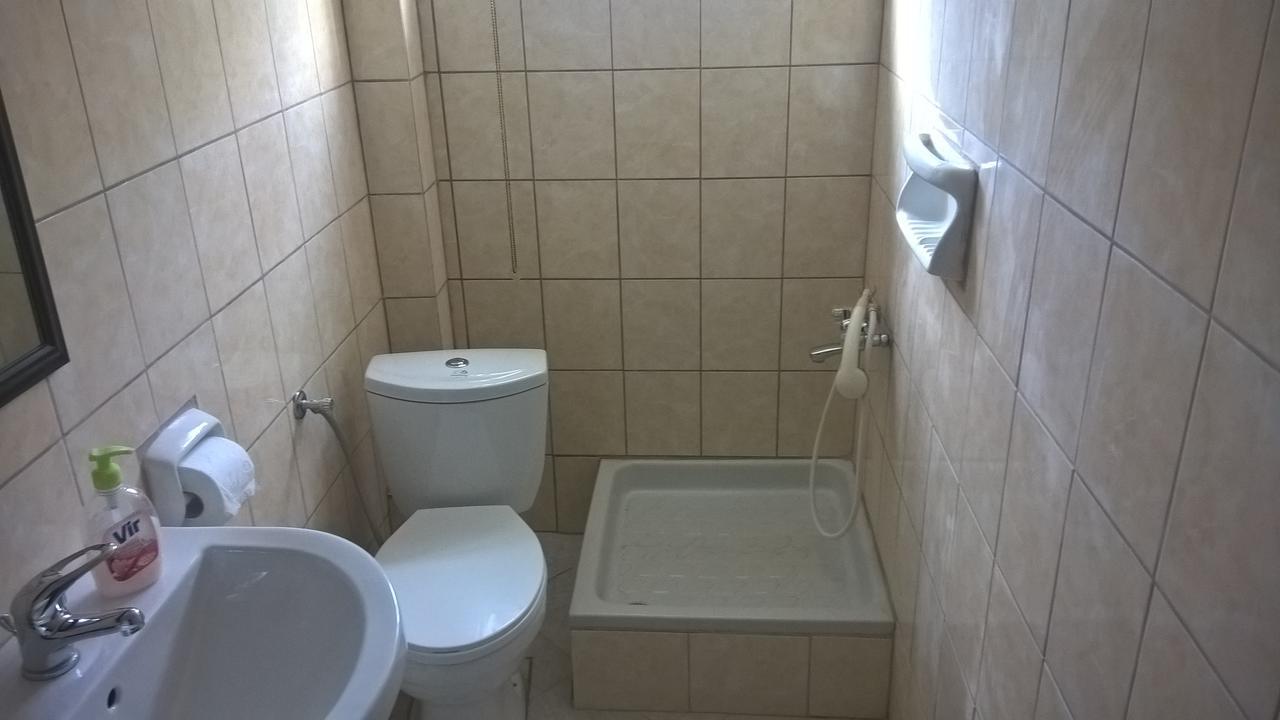 Gkoloi Studios & Apartments Kalyves Polygyrou Ngoại thất bức ảnh