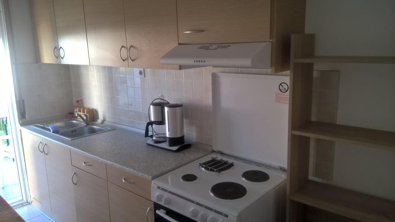 Gkoloi Studios & Apartments Kalyves Polygyrou Ngoại thất bức ảnh