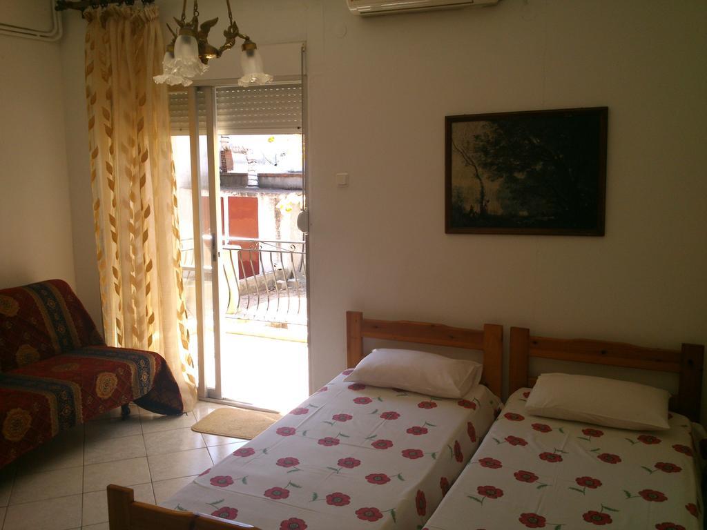 Gkoloi Studios & Apartments Kalyves Polygyrou Ngoại thất bức ảnh