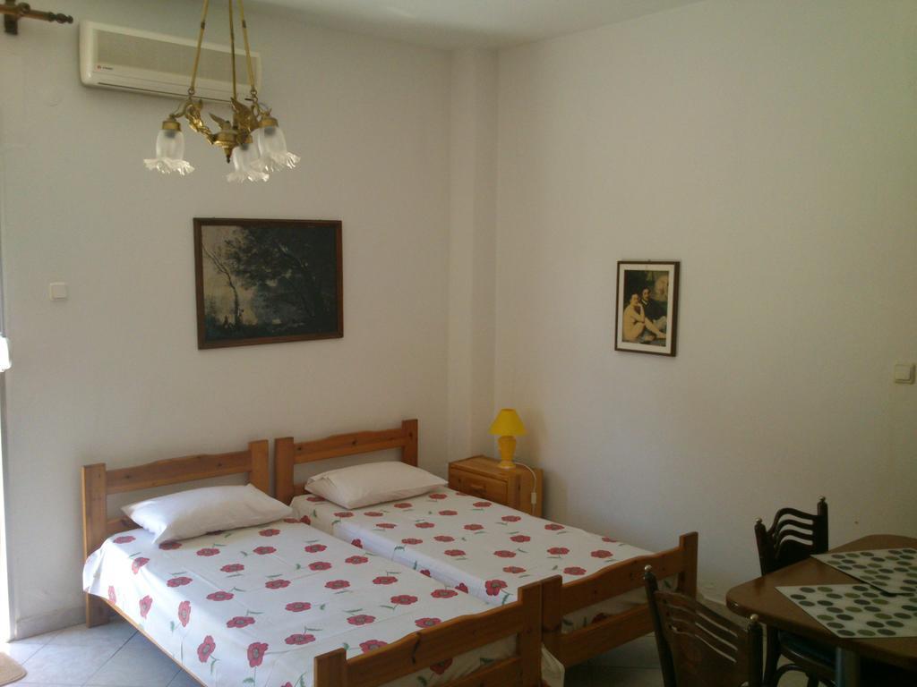 Gkoloi Studios & Apartments Kalyves Polygyrou Phòng bức ảnh